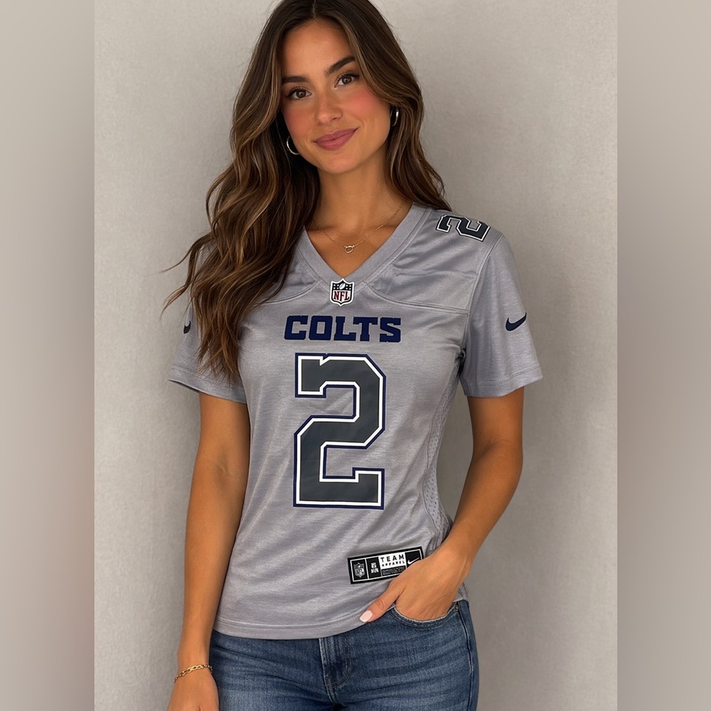 Nike Indianapolis Colts Wentz #2 NFL fan Jersey Gray women’s Large On Field Team